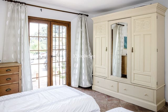3 bedroom Apartment for sale in Benahavís - € 360,000 (Ref: 9830892)