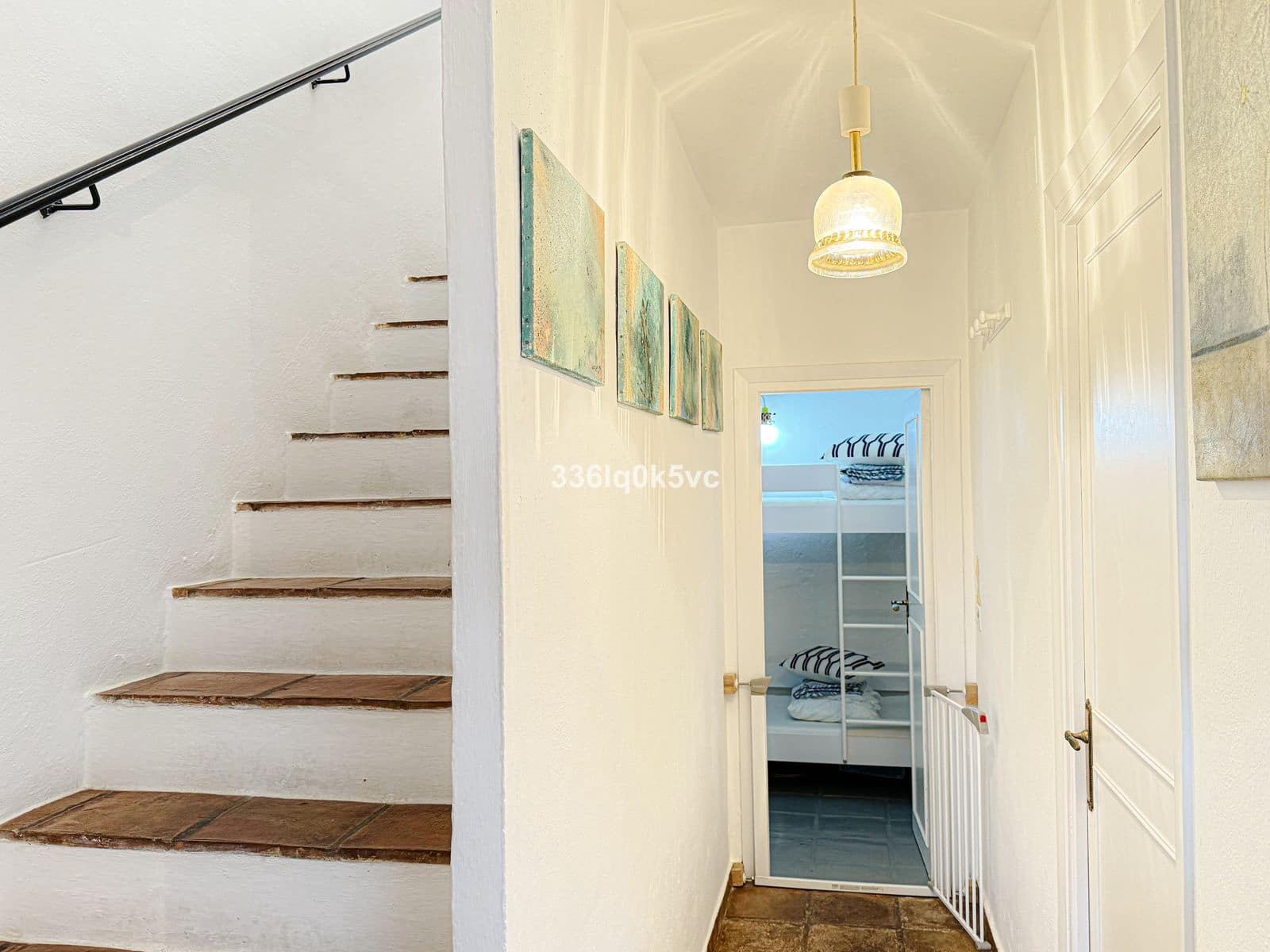 3 bedroom Apartment for sale in Benahavis - € 360,000 (Ref: 9830892)