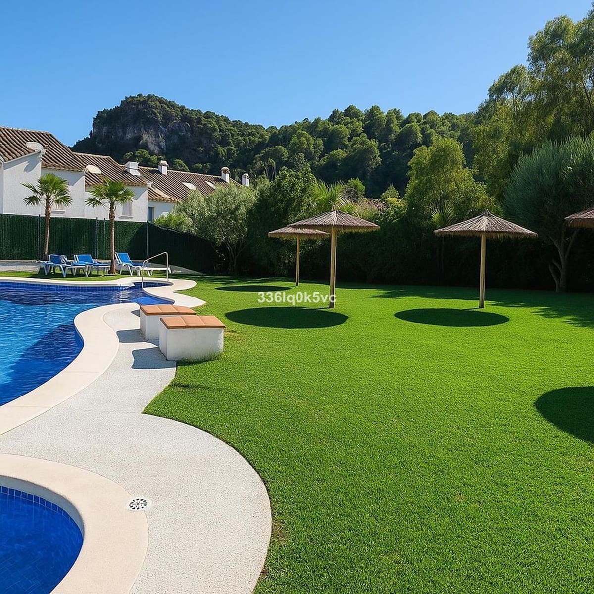 3 bedroom Apartment for sale in Benahavis - € 360,000 (Ref: 9830892)