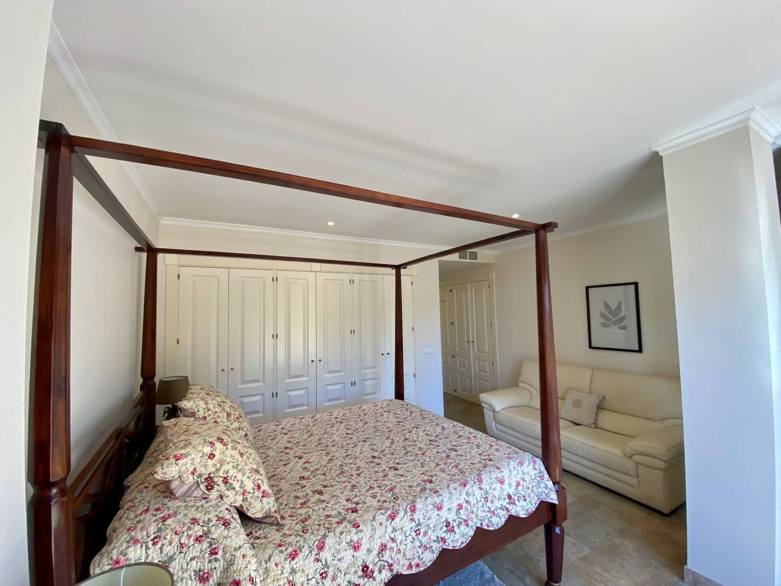 3 bedroom Apartment for sale in Golden Mile - € 925,000 (Ref: 9830894)