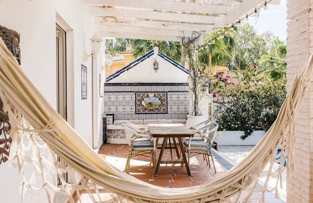 3 camera da letto Villa in vendita in Carib Playa, Marbella - 1.295.000 € (Rif: 9830896)