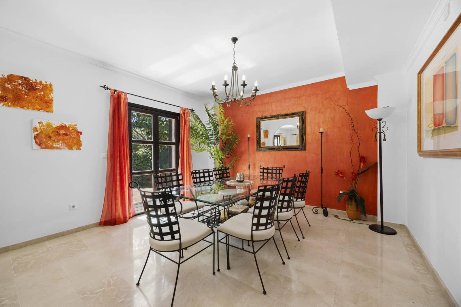 5 camera da letto Villa in vendita in Guadalmina - 1.350.000 € (Rif: 9830899)