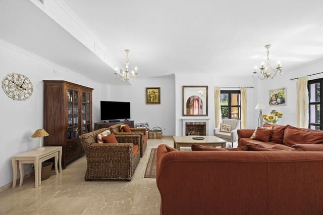 5 camera da letto Villa in vendita in Guadalmina Alta, Marbella - 1.350.000 € (Rif: 9830899)