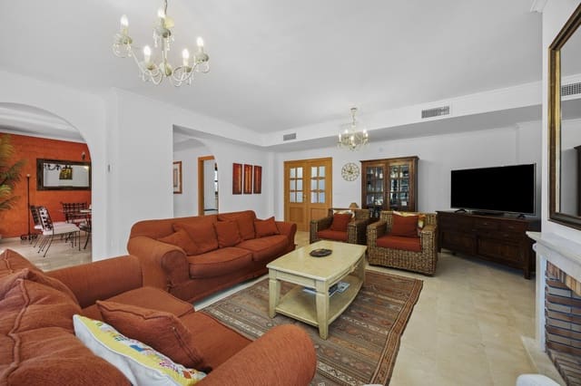 5 camera da letto Villa in vendita in Guadalmina Alta, Marbella - 1.350.000 € (Rif: 9830899)