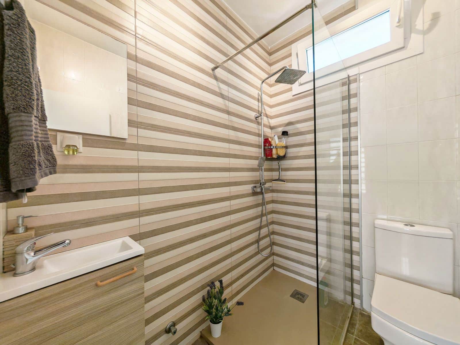 Chalet de 3 habitaciones en Calahonda en venta - 1.155.000 € (Ref: 9830904)