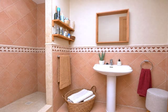 2 camera da letto Appartamento in vendita in Río Real, Marbella - 485.000 € (Rif: 9830911)