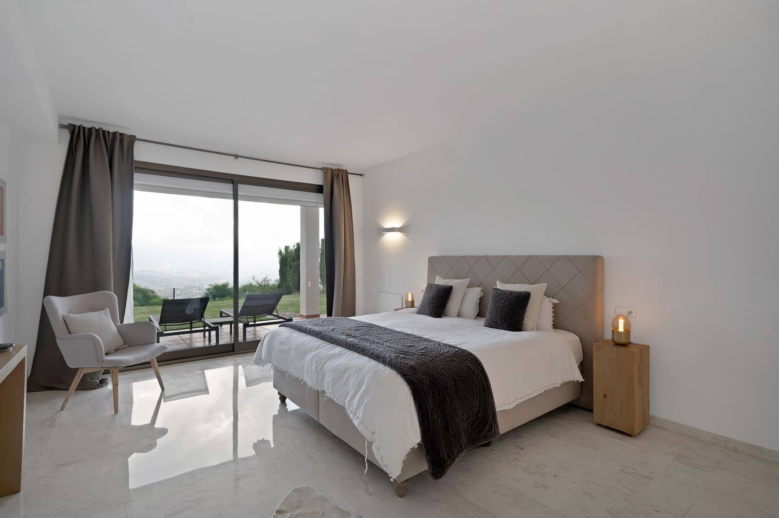 2 soverom Leilighet til salgs i La Mairena - € 525 000 (Ref: 9830913)