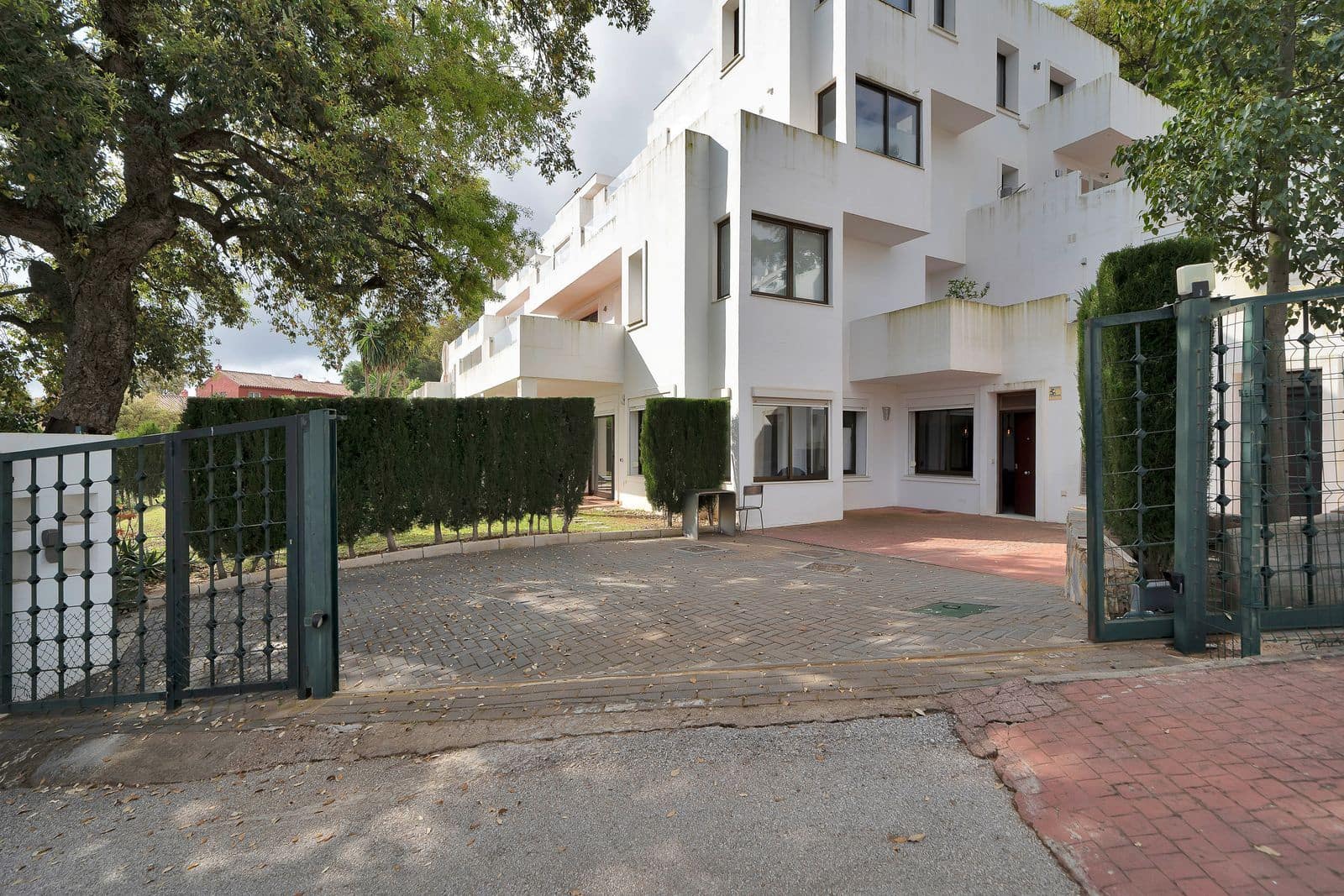 2 soverom Leilighet til salgs i La Mairena - € 525 000 (Ref: 9830913)
