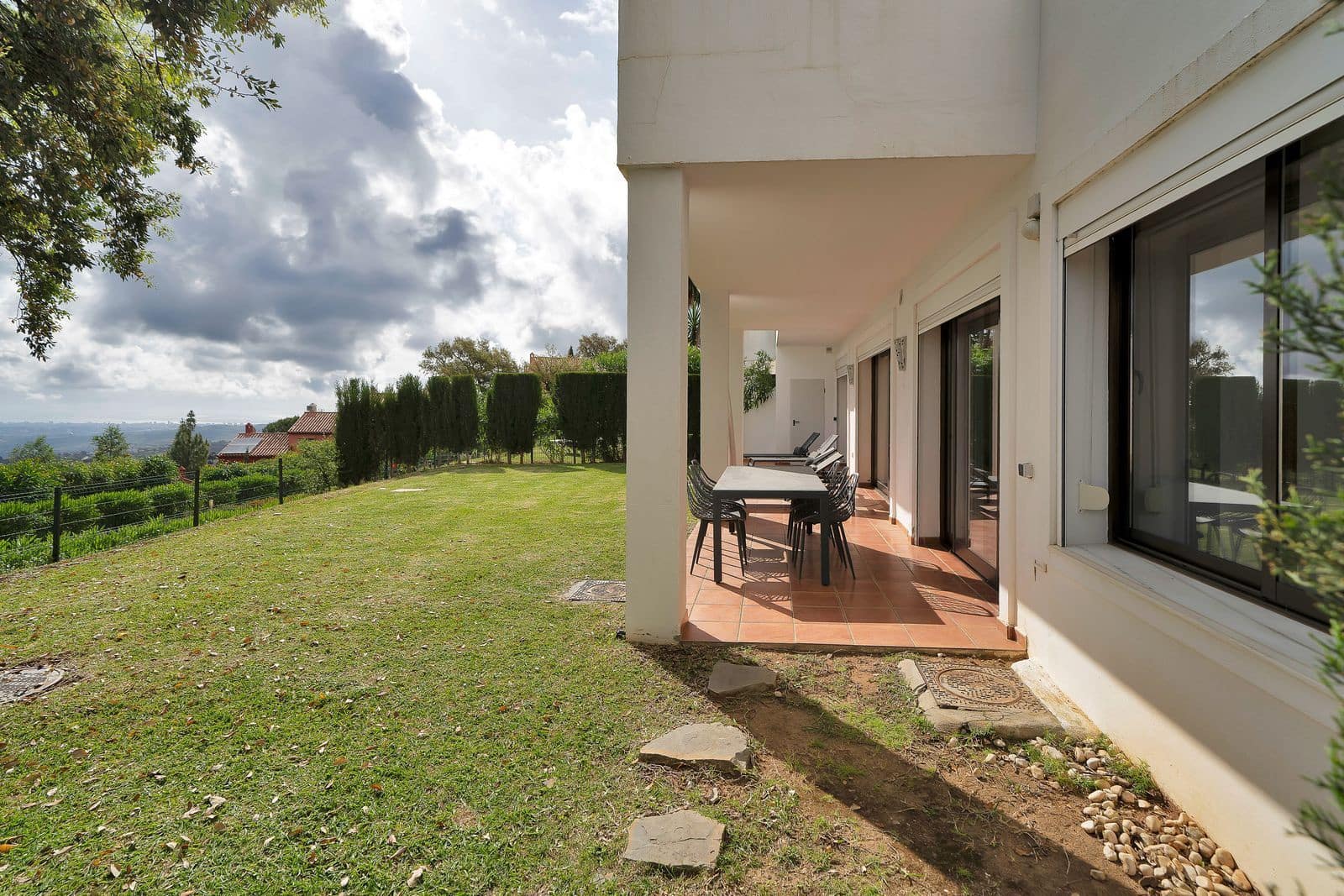 2 soverom Leilighet til salgs i La Mairena - € 525 000 (Ref: 9830913)