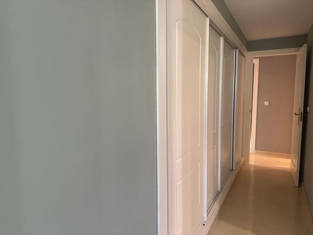 2 quarto Apartamento para venda em Elviria, Marbella - 420 000 € (Ref: 9830927)