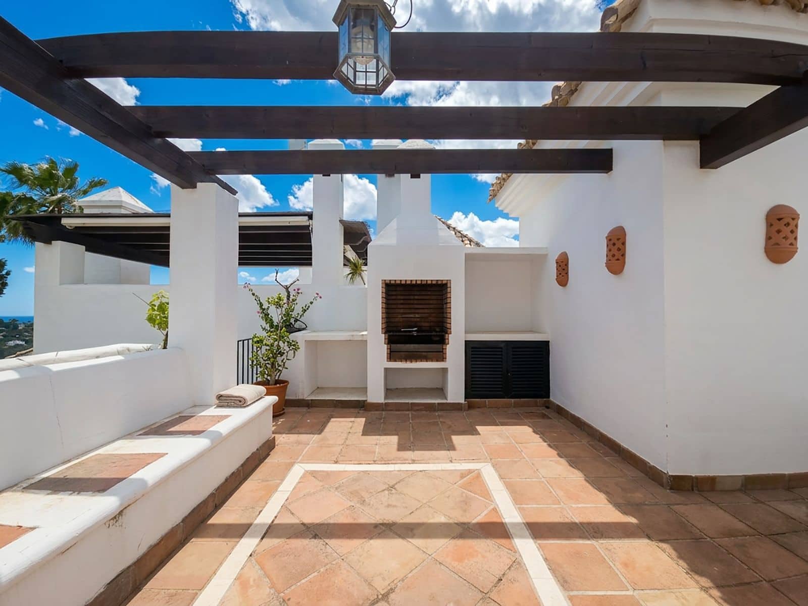 2 sypialnia Dom na sprzedaż w Benahavis - 795 000 € (Ref: 9830928)