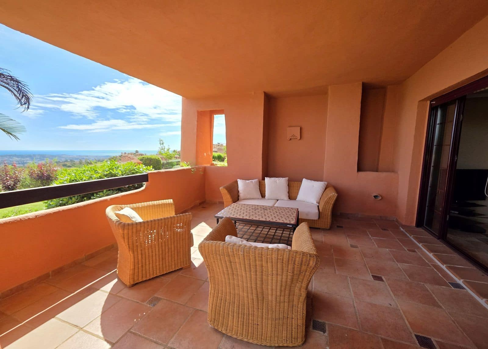 3 bedroom Apartment for sale in La Mairena - € 595,000 (Ref: 9830929)