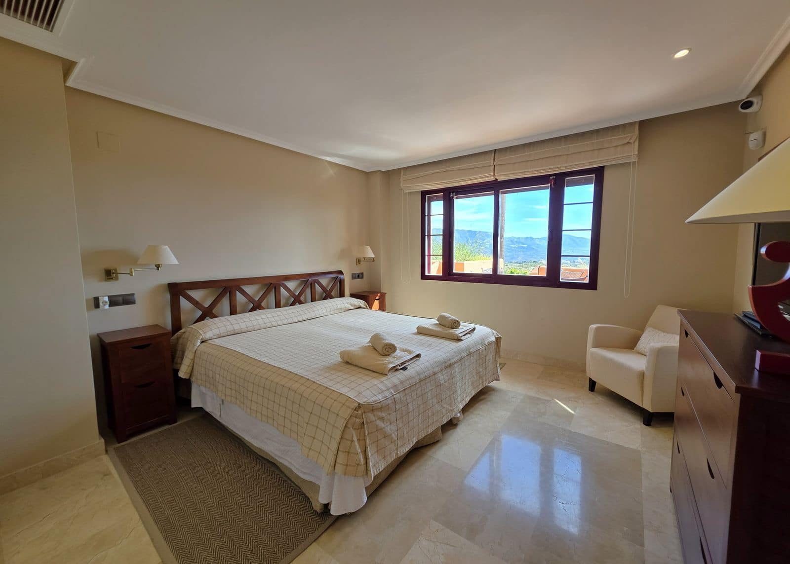 3 bedroom Apartment for sale in La Mairena - € 595,000 (Ref: 9830929)