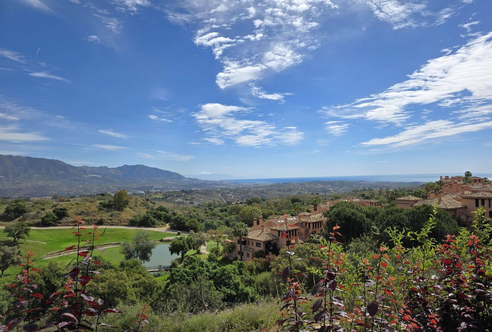 3 bedroom Apartment for sale in La Mairena - € 595,000 (Ref: 9830929)