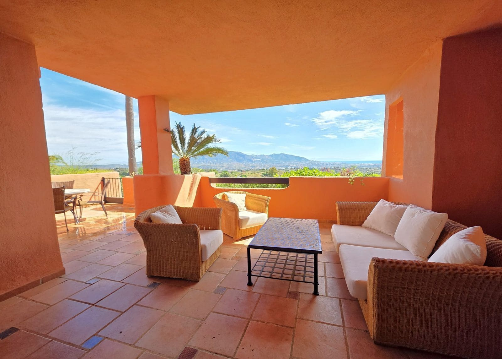 3 bedroom Apartment for sale in La Mairena - € 595,000 (Ref: 9830929)
