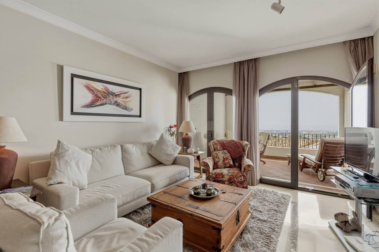 2 slaapkamer Appartement te koop in Benahavis - € 385.000 (Ref: 9830933)