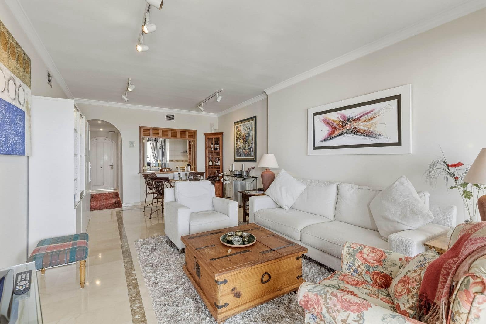 2 slaapkamer Appartement te koop in Benahavis - € 385.000 (Ref: 9830933)
