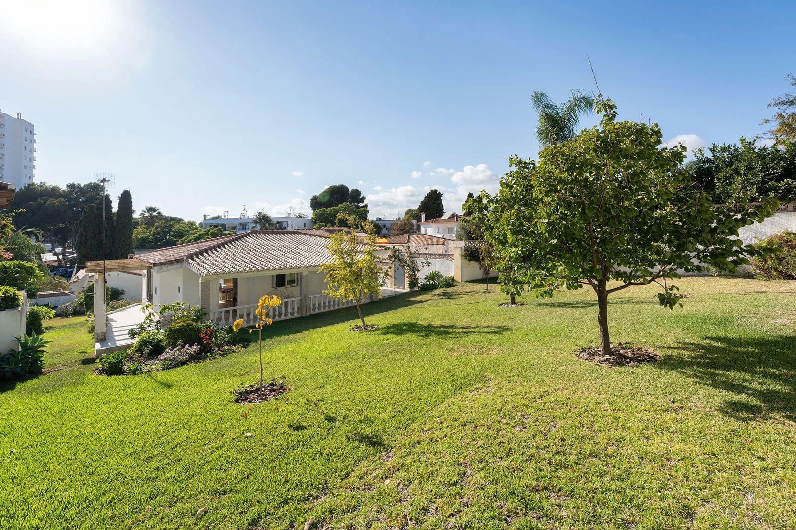 2 soveværelse Villa til salg i Nueva Andalucia - € 625.000 (Ref: 9830934)