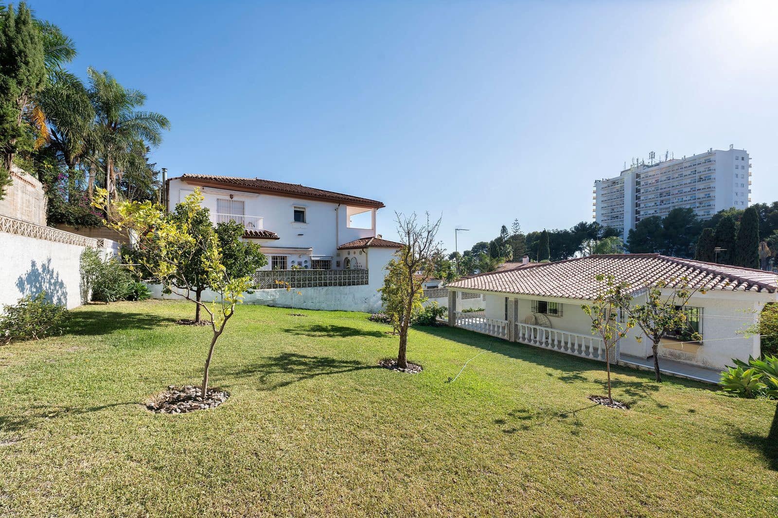 2 soveværelse Villa til salg i Nueva Andalucia - € 625.000 (Ref: 9830934)