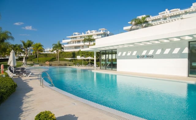 3 Zimmer Apartment zu verkaufen in Atalaya-Isdabe, Estepona - 909.000 € (Ref: 9830947)
