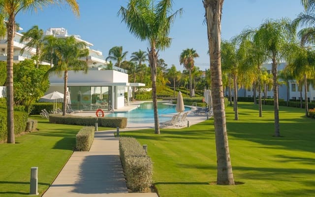 3 Zimmer Apartment zu verkaufen in Atalaya-Isdabe, Estepona - 909.000 € (Ref: 9830947)