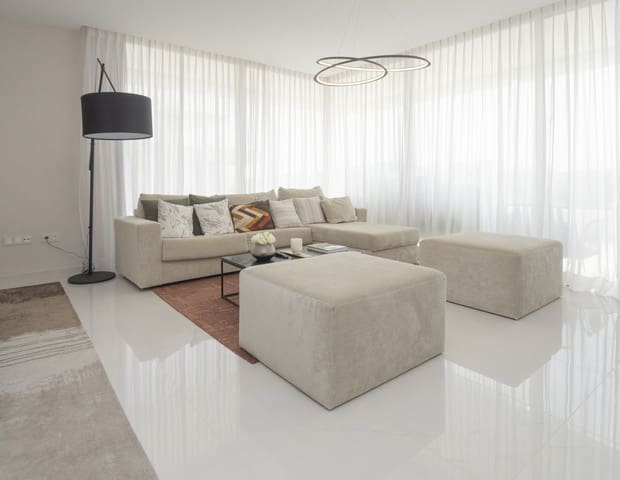 3 Zimmer Apartment zu verkaufen in Atalaya-Isdabe, Estepona - 909.000 € (Ref: 9830947)