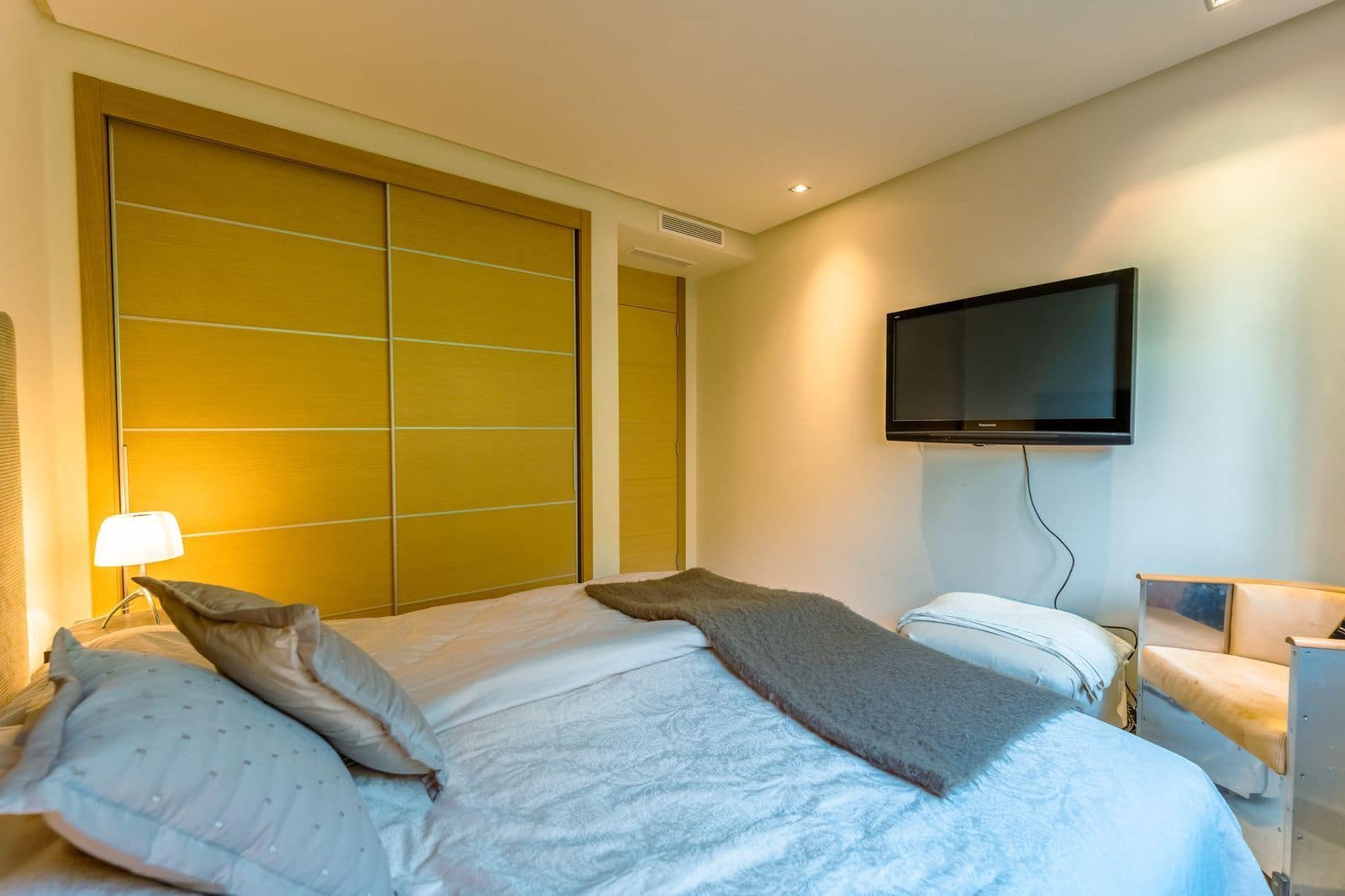 2 bedroom Apartment for sale in La Quinta - € 875,000 (Ref: 9830956)