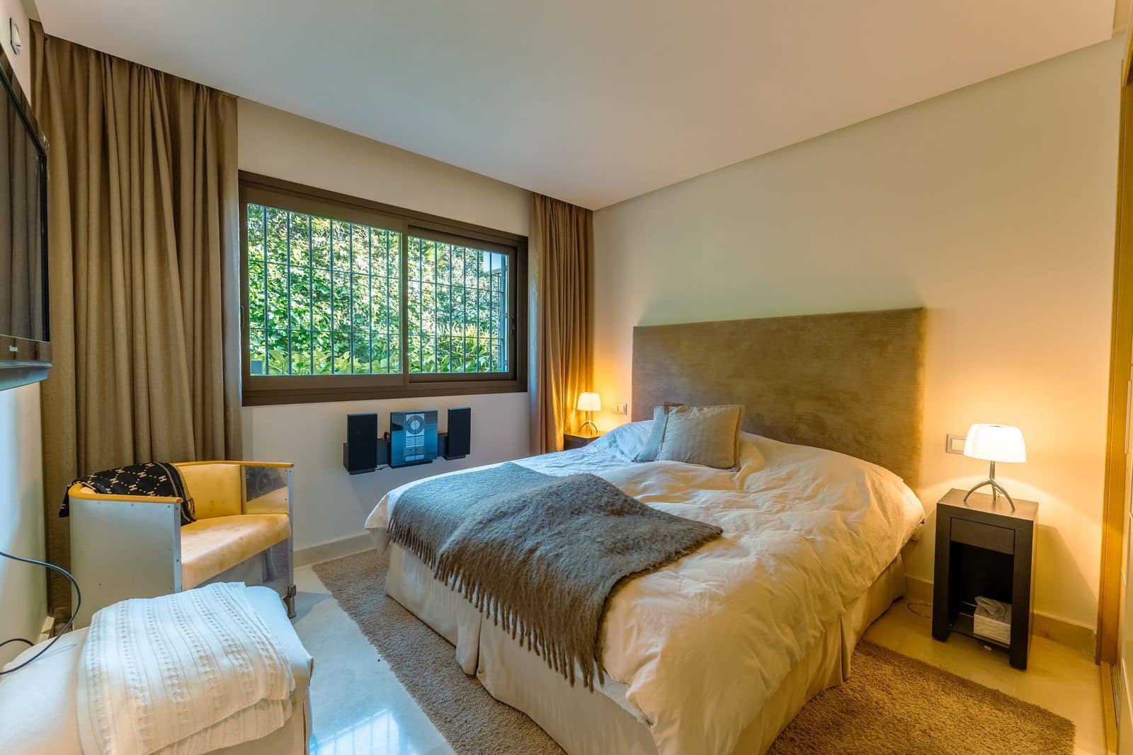 2 bedroom Apartment for sale in La Quinta - € 875,000 (Ref: 9830956)