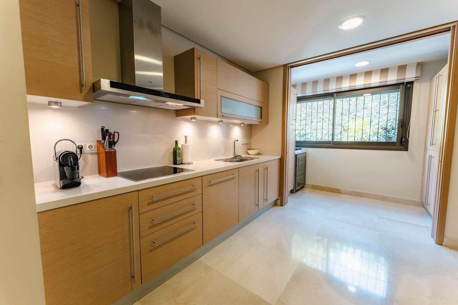 2 bedroom Apartment for sale in La Quinta - € 875,000 (Ref: 9830956)