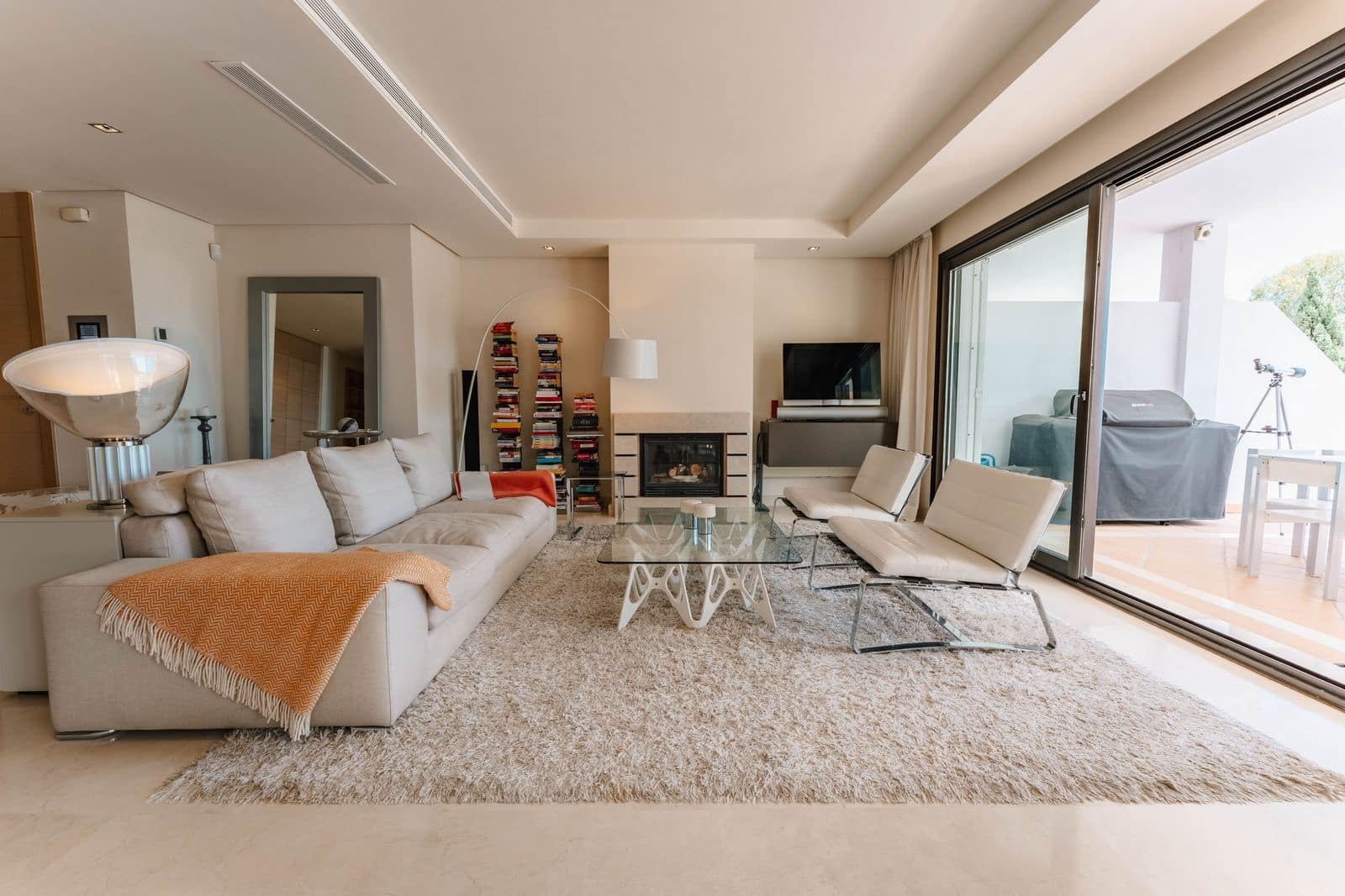 2 bedroom Apartment for sale in La Quinta - € 875,000 (Ref: 9830956)