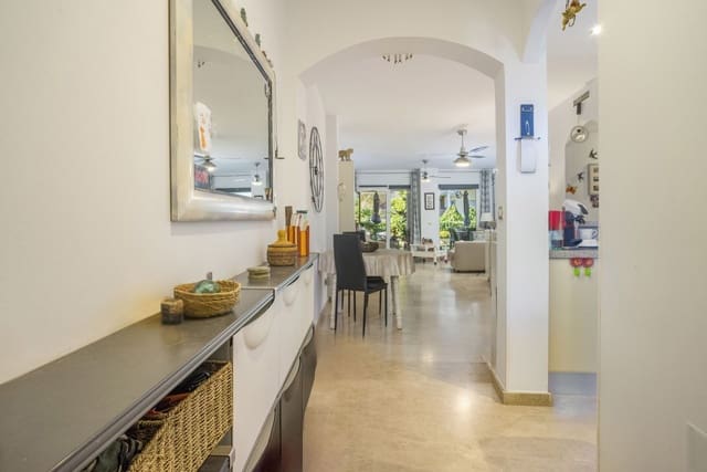 2 slaapkamer Appartement te koop in Mijas Costa, Mijas - € 376.000 (Ref: 9830964)