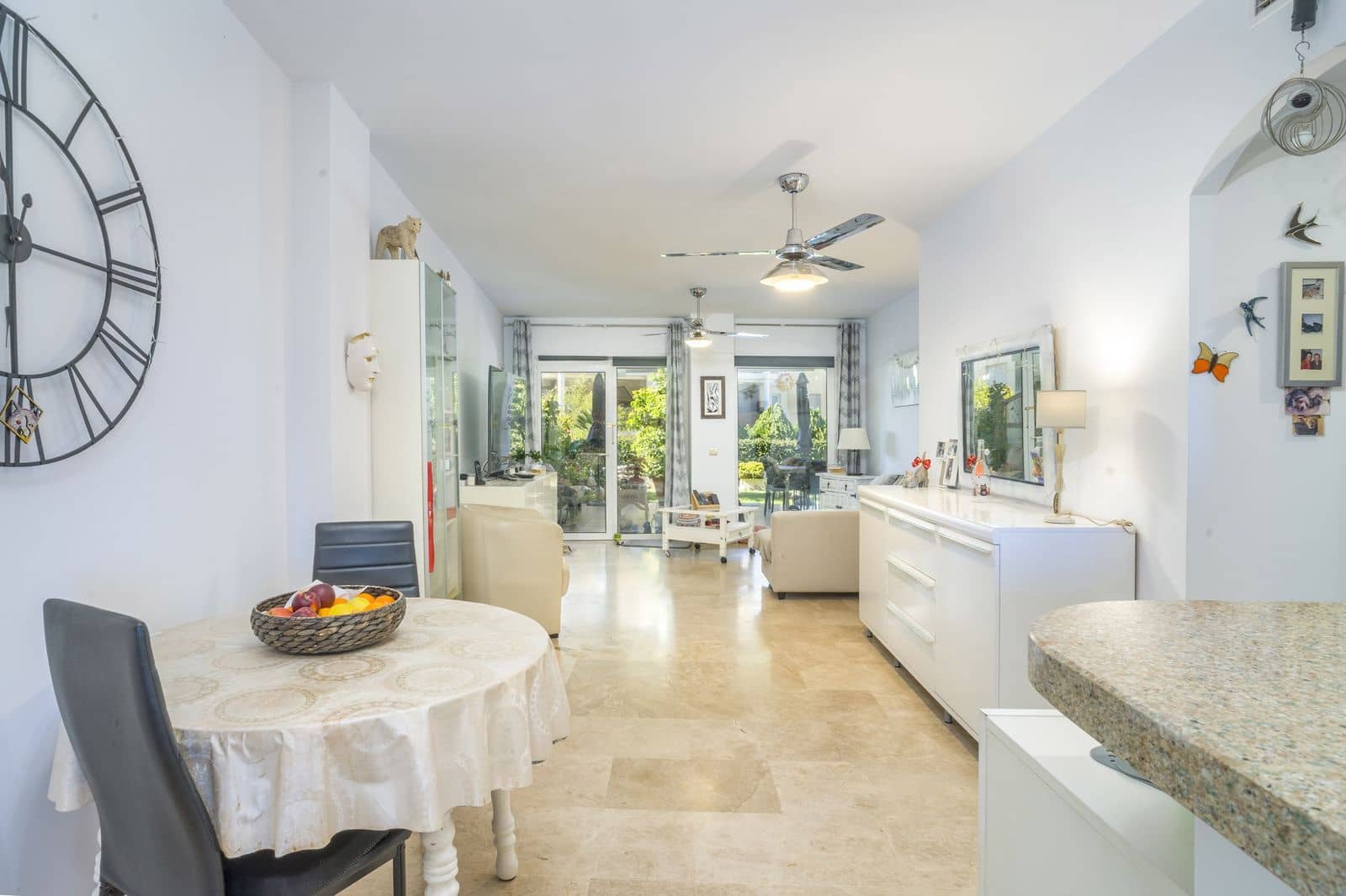 2 slaapkamer Appartement te koop in Mijas Costa - € 376.000 (Ref: 9830964)