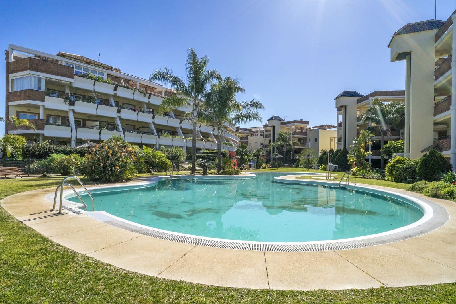 2 slaapkamer Appartement te koop in Mijas Costa - € 376.000 (Ref: 9830964)