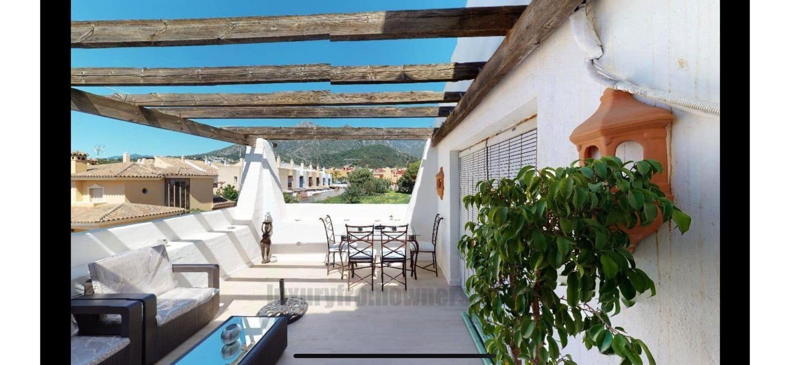 3 chambre Villa/Maison Semi-Mitoyenne à vendre à Marbella - 620 000 € (Ref: 9830975)
