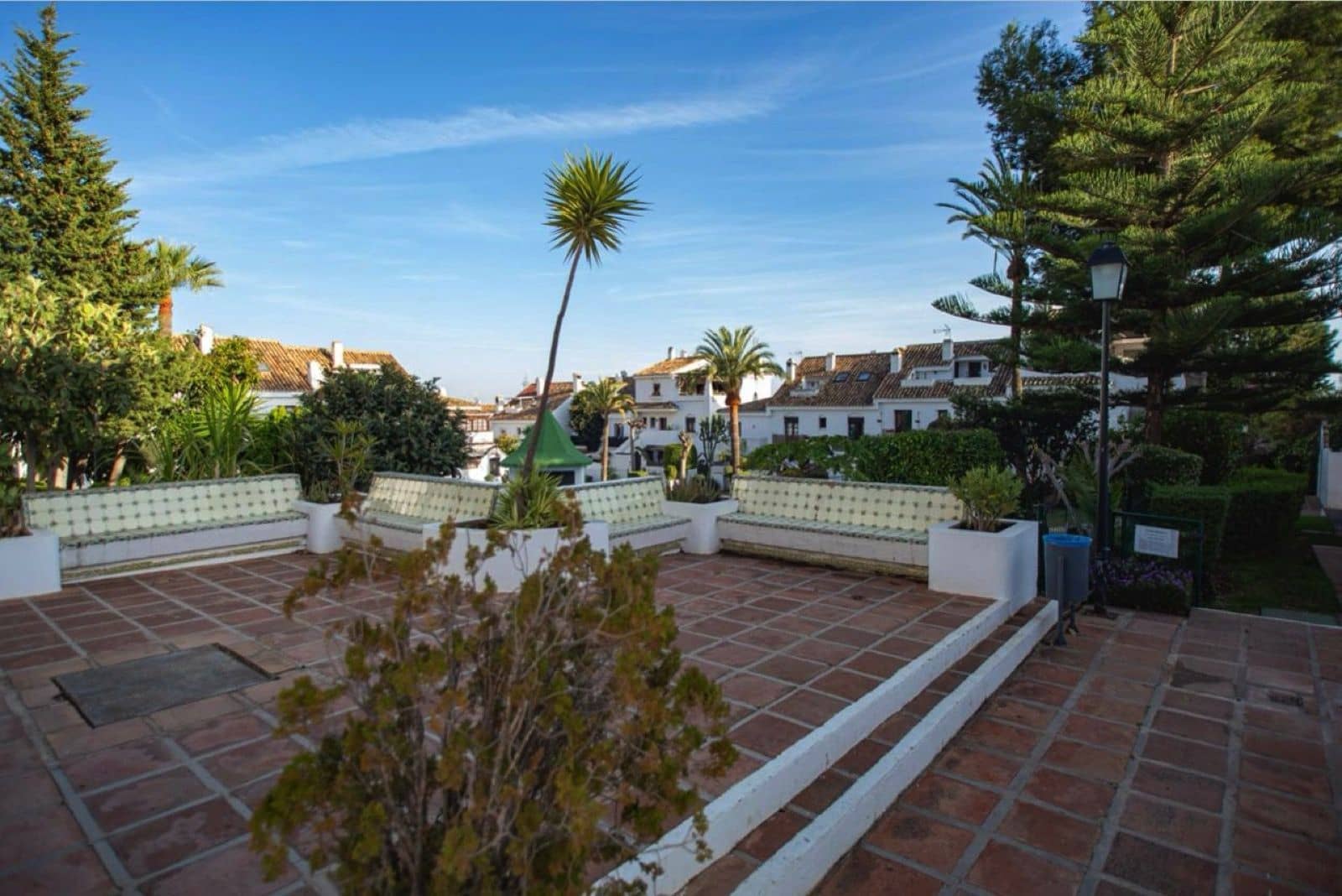 3 chambre Villa/Maison Semi-Mitoyenne à vendre à Marbella - 620 000 € (Ref: 9830975)