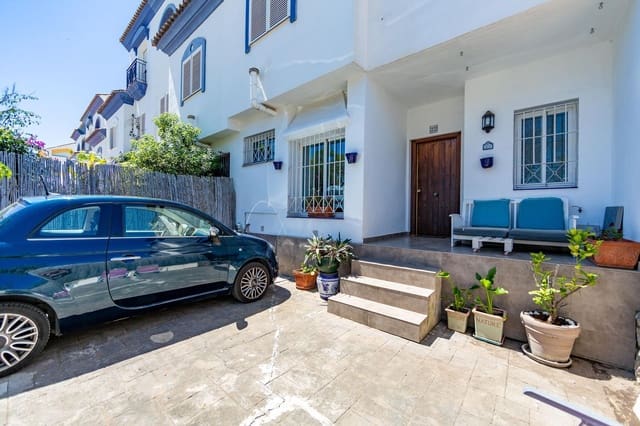 5 quarto Casa em Banda para venda em San Pedro de Alcantara, Marbella - 850 000 € (Ref: 9830976)