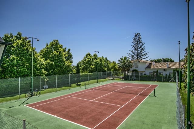Ático de 1 habitación en Golden Mile, Marbella en venta - 350.000 € (Ref: 9830977)