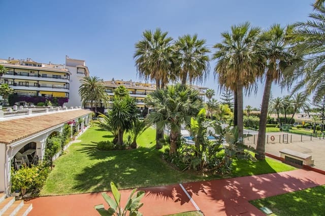 Ático de 1 habitación en Golden Mile, Marbella en venta - 350.000 € (Ref: 9830977)