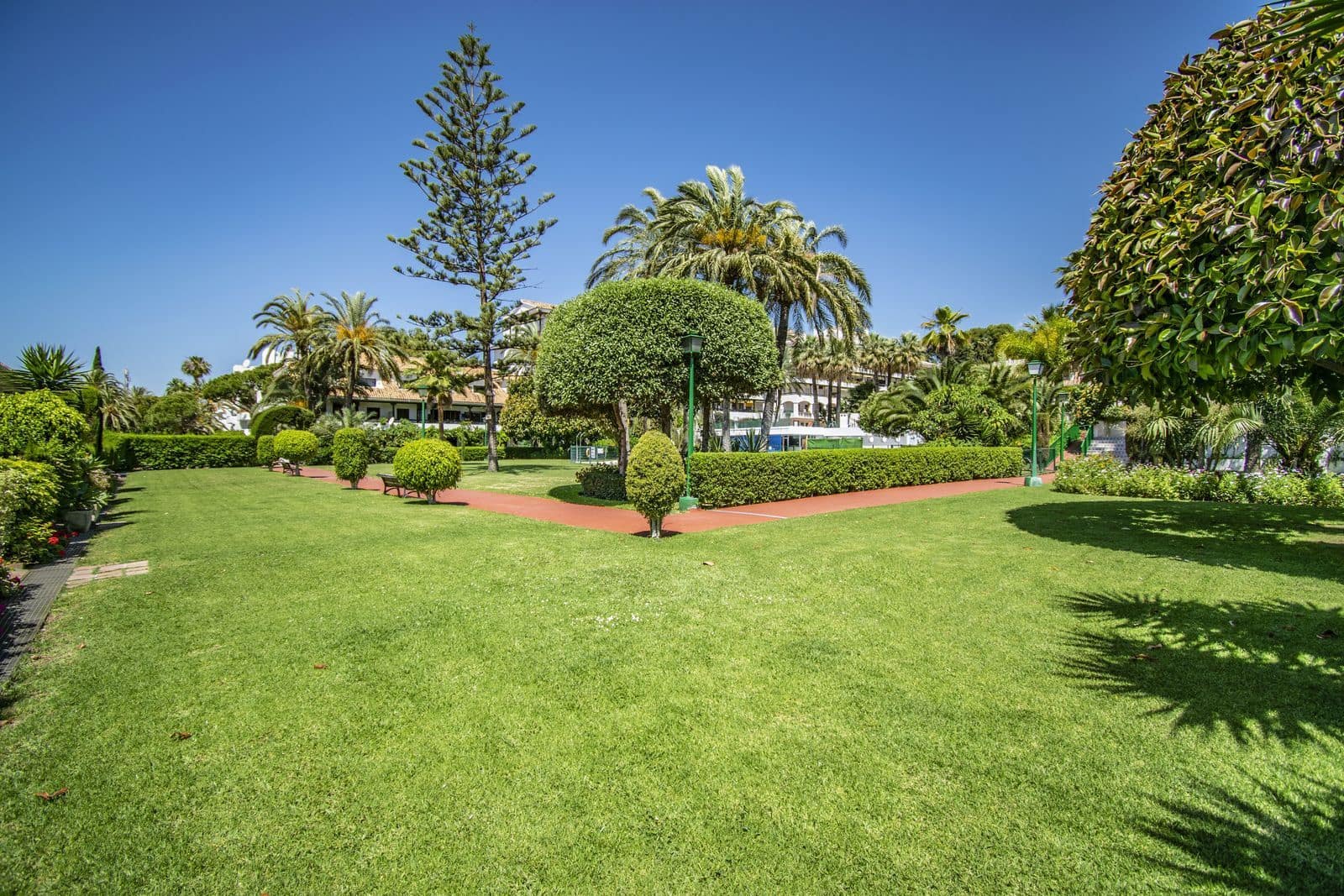 Ático de 1 habitación en Golden Mile en venta - 350.000 € (Ref: 9830977)