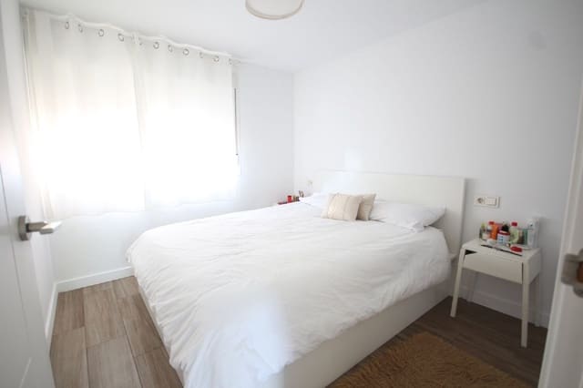 1 slaapkamer Appartement te koop in Marbella - € 269.900 (Ref: 9830978)
