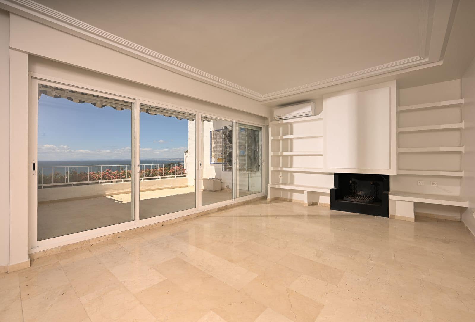 3 camera da letto Appartamento in vendita in Rio Real - 1.080.000 € (Rif: 9830982)