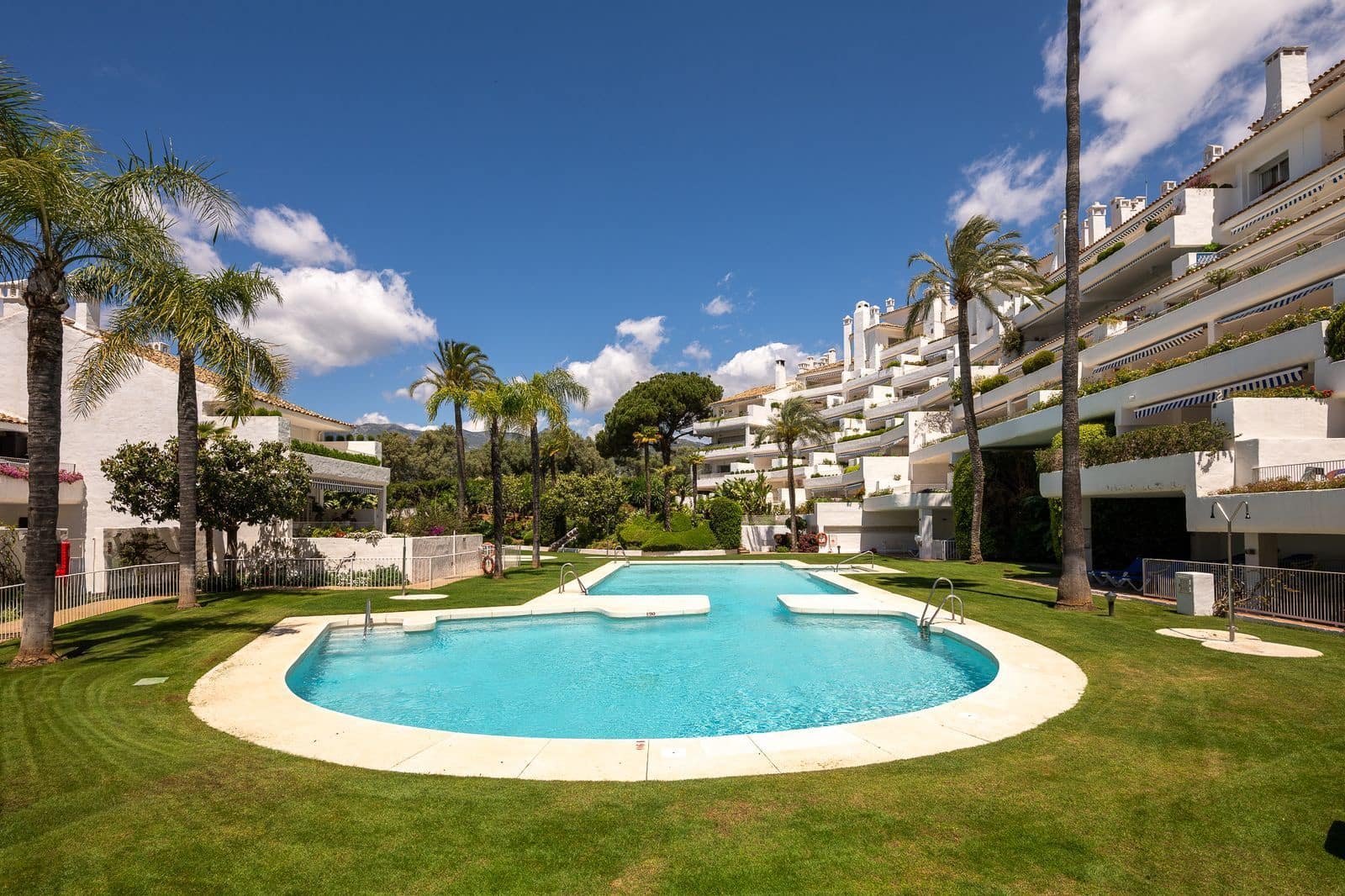 3 camera da letto Appartamento in vendita in Rio Real - 1.080.000 € (Rif: 9830982)