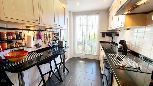 2 soverom Leilighet til salgs i Torrequebrada, Benalmádena - € 399 000 (Ref: 9830984)
