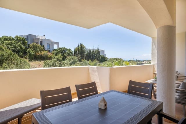 Apartamento de 2 habitaciones en Elviria, Marbella en venta - 365.000 € (Ref: 9830985)