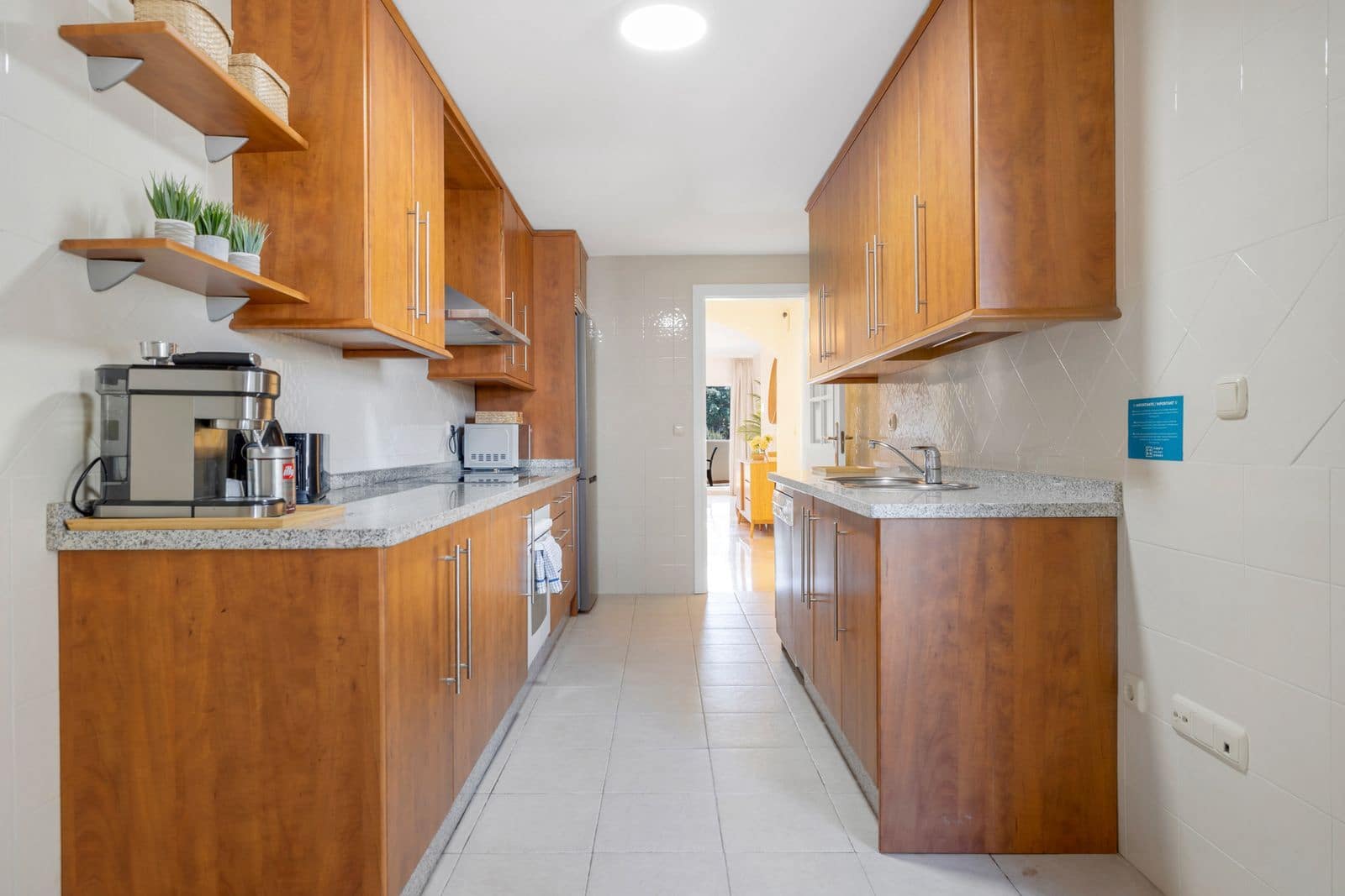 Apartamento de 2 habitaciones en Elviria en venta - 365.000 € (Ref: 9830985)