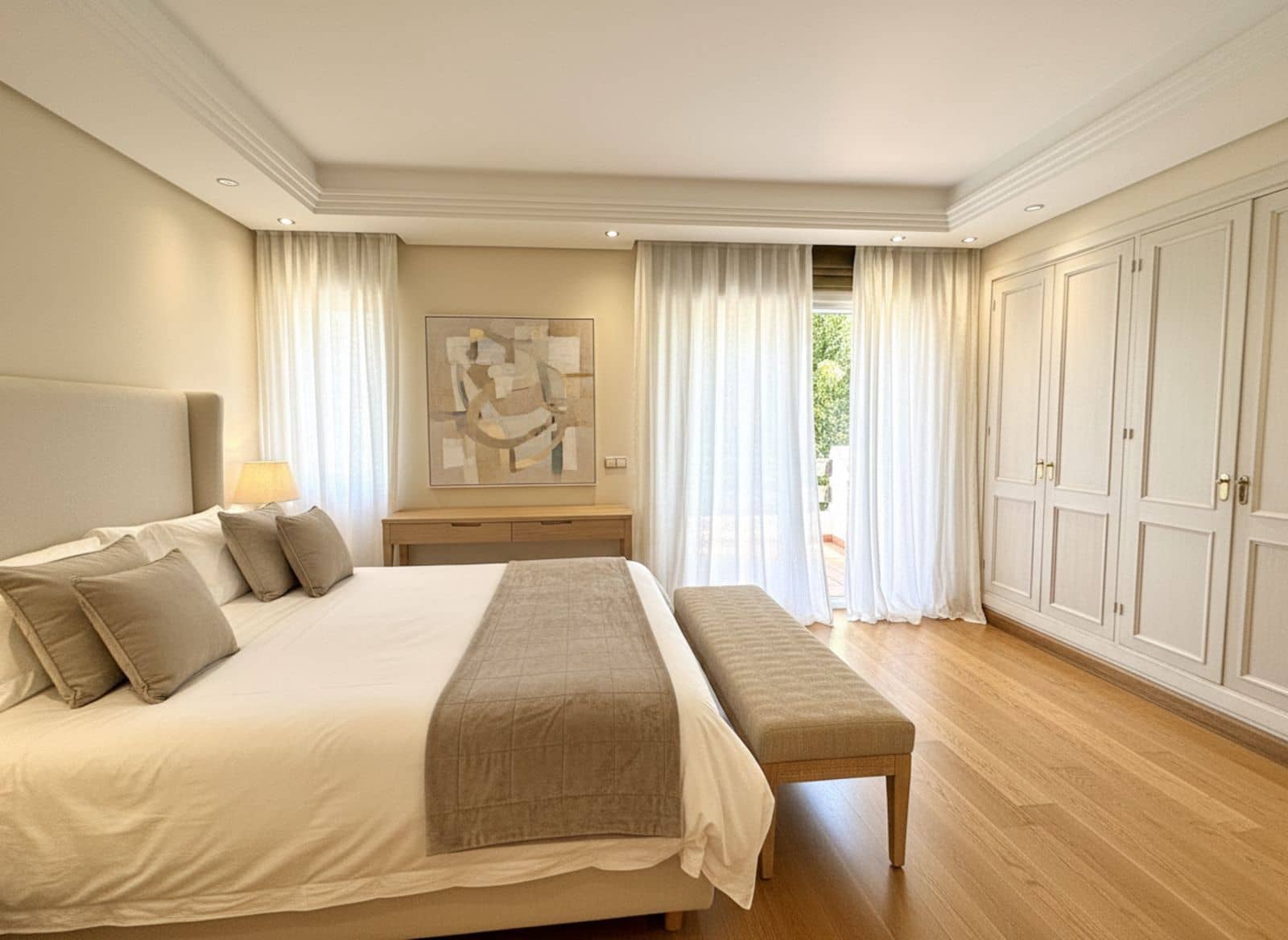 3 slaapkamer Halfvrijstaande villa te koop in Estepona - € 1.250.000 (Ref: 9830989)