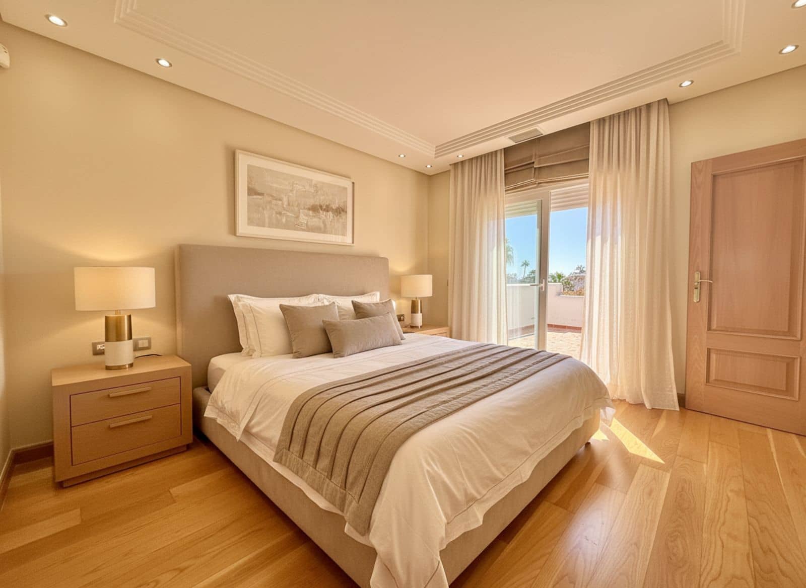 3 slaapkamer Halfvrijstaande villa te koop in Estepona - € 1.250.000 (Ref: 9830989)