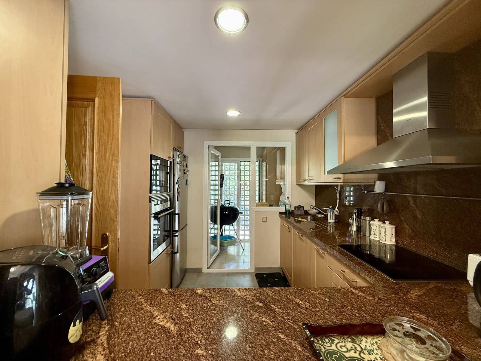 3 slaapkamer Halfvrijstaande villa te koop in Estepona - € 1.250.000 (Ref: 9830989)