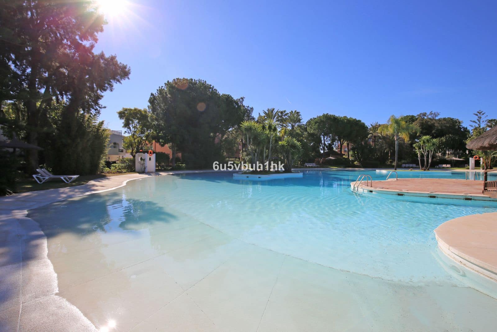 4 soveværelse Penthouse til salg i Atalaya-Isdabe - € 550.000 (Ref: 9830996)