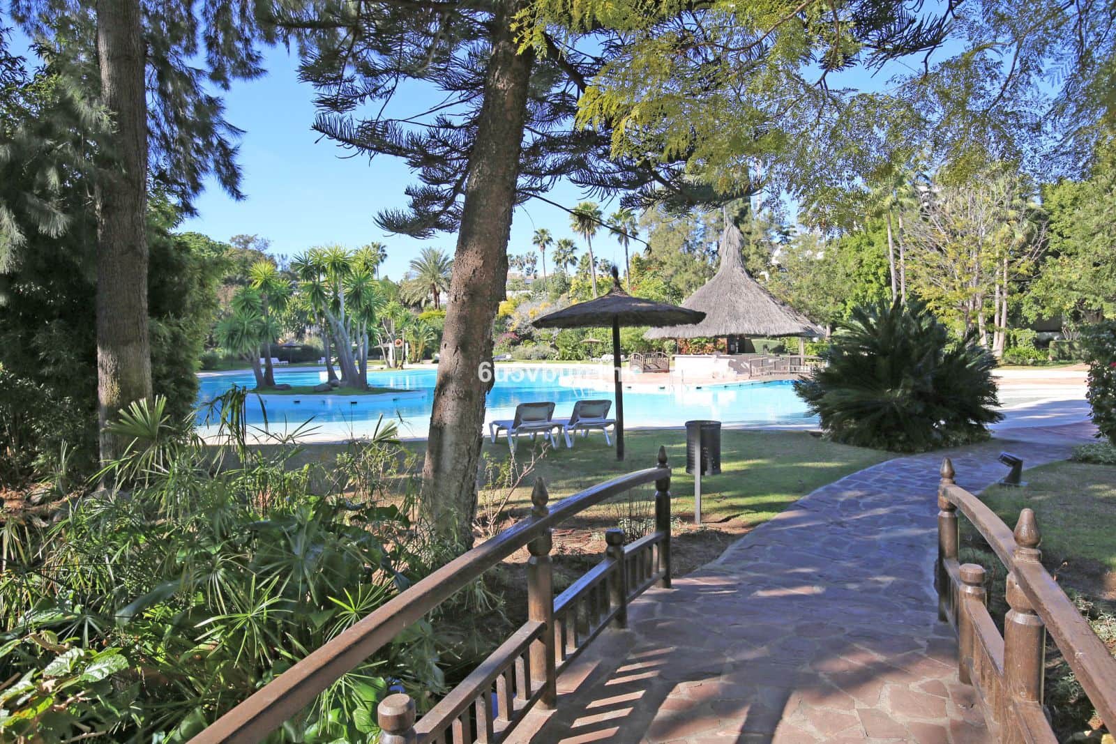 4 soveværelse Penthouse til salg i Atalaya-Isdabe - € 550.000 (Ref: 9830996)